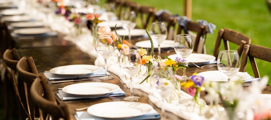 farm table setting